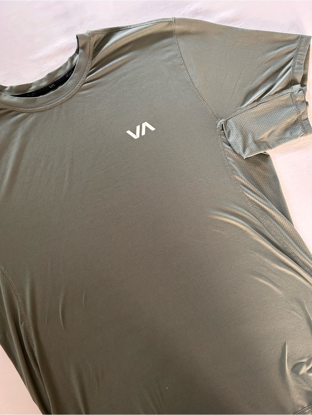 RVCA VA Performance Shirt XL Olive Green Athletic Training Tee